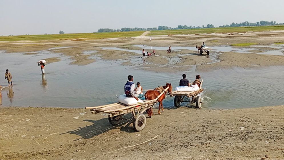 বগুড়া সারিয়াকান্দির যমুনা নদীতে নাব্য সংকট